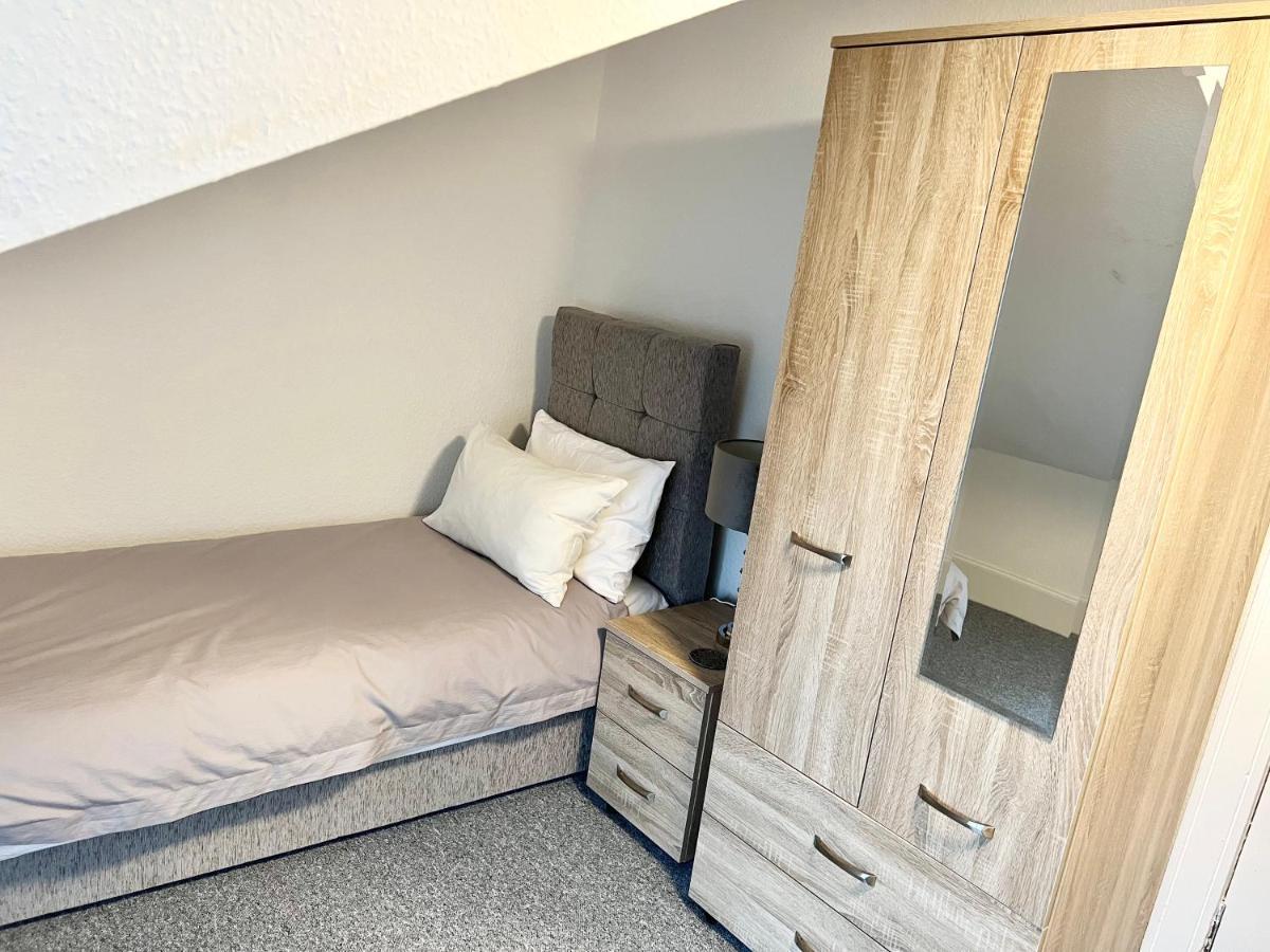 Douglas Street Apartment 奈恩 外观 照片